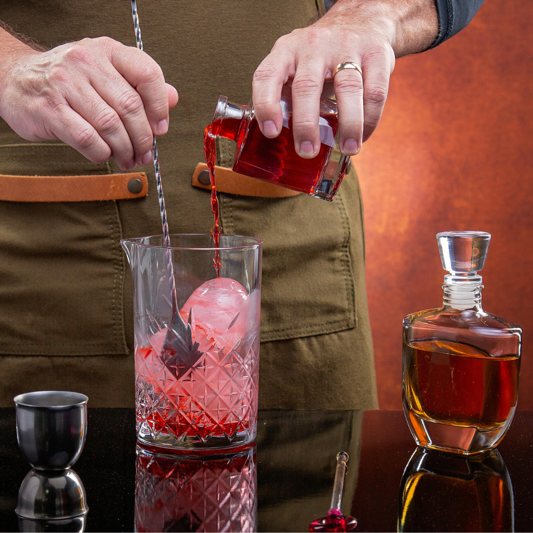 Hire a Cocktail Bartender for events